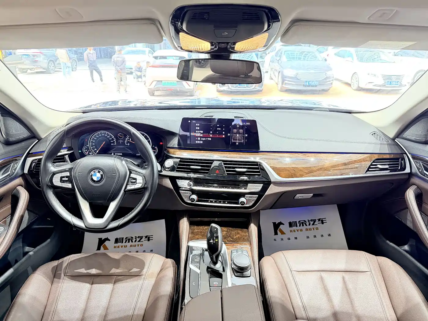 BMW 5 Series 2018 525Li Luxury Package фото 12