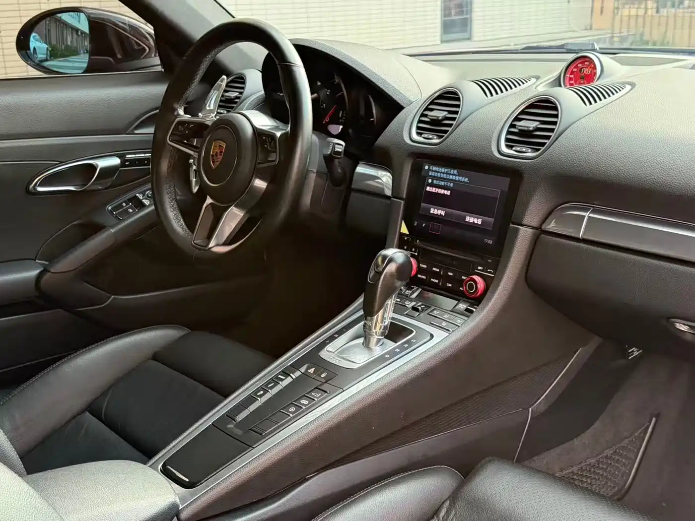 Porsche 718 2018 Cayman 2.0T фото 4