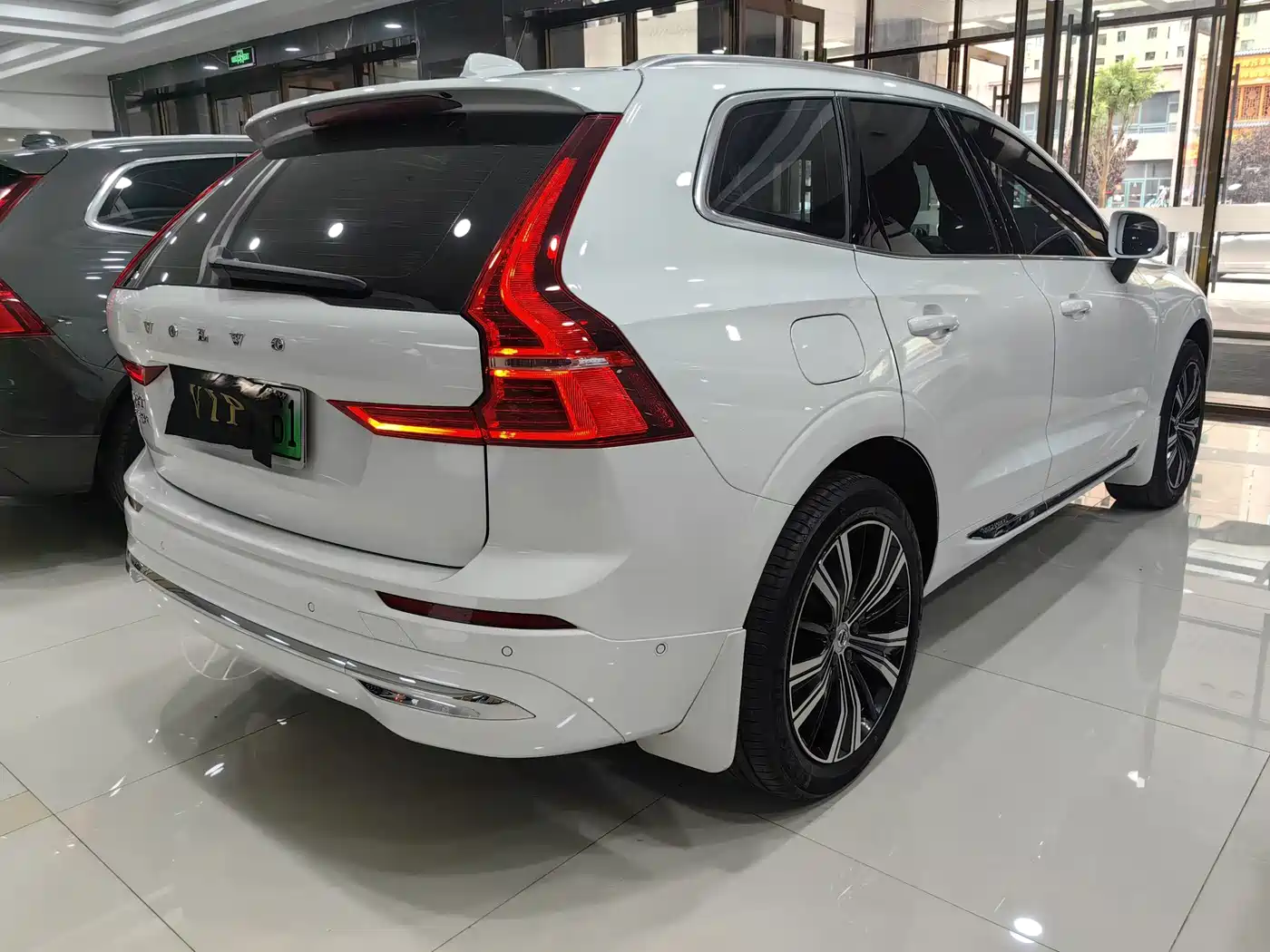 Volvo XC60 Plug-in Hybrid 2022 2022 T8 PHEV AWD Inscription Luxury