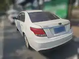 Фото 7 - Geely Vision