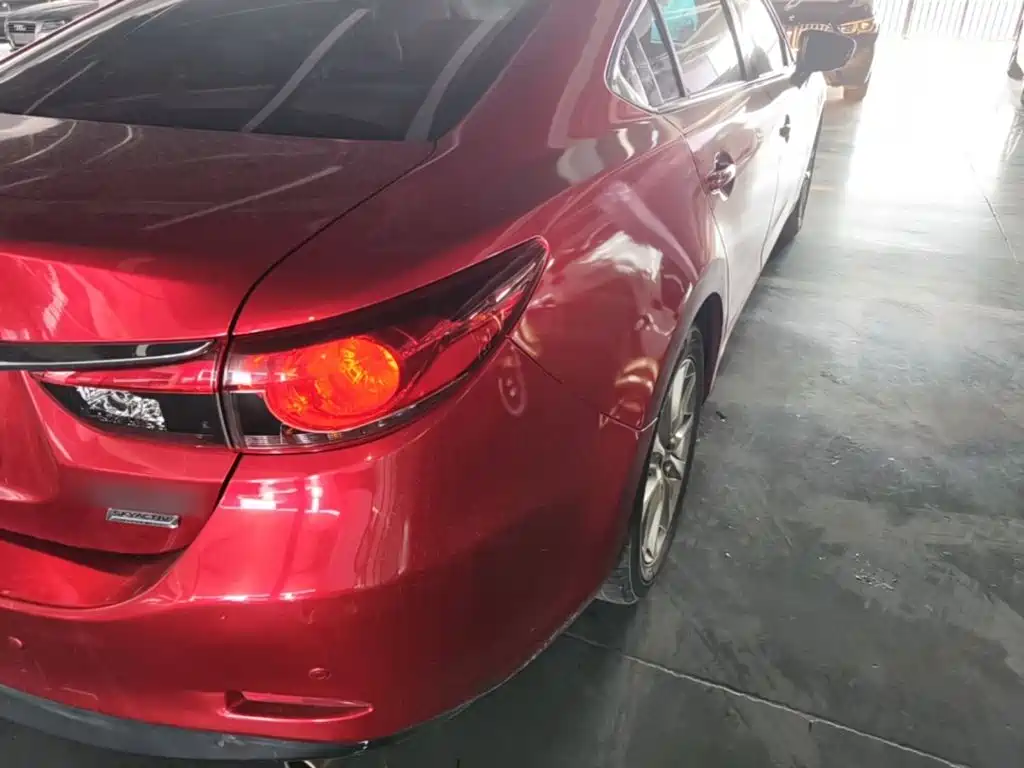 Фото 8 - Mazda Atenza