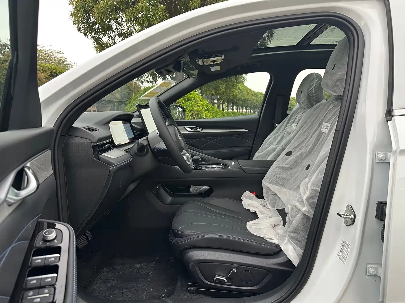 GEELY AUTOMOBILE XINGRUI