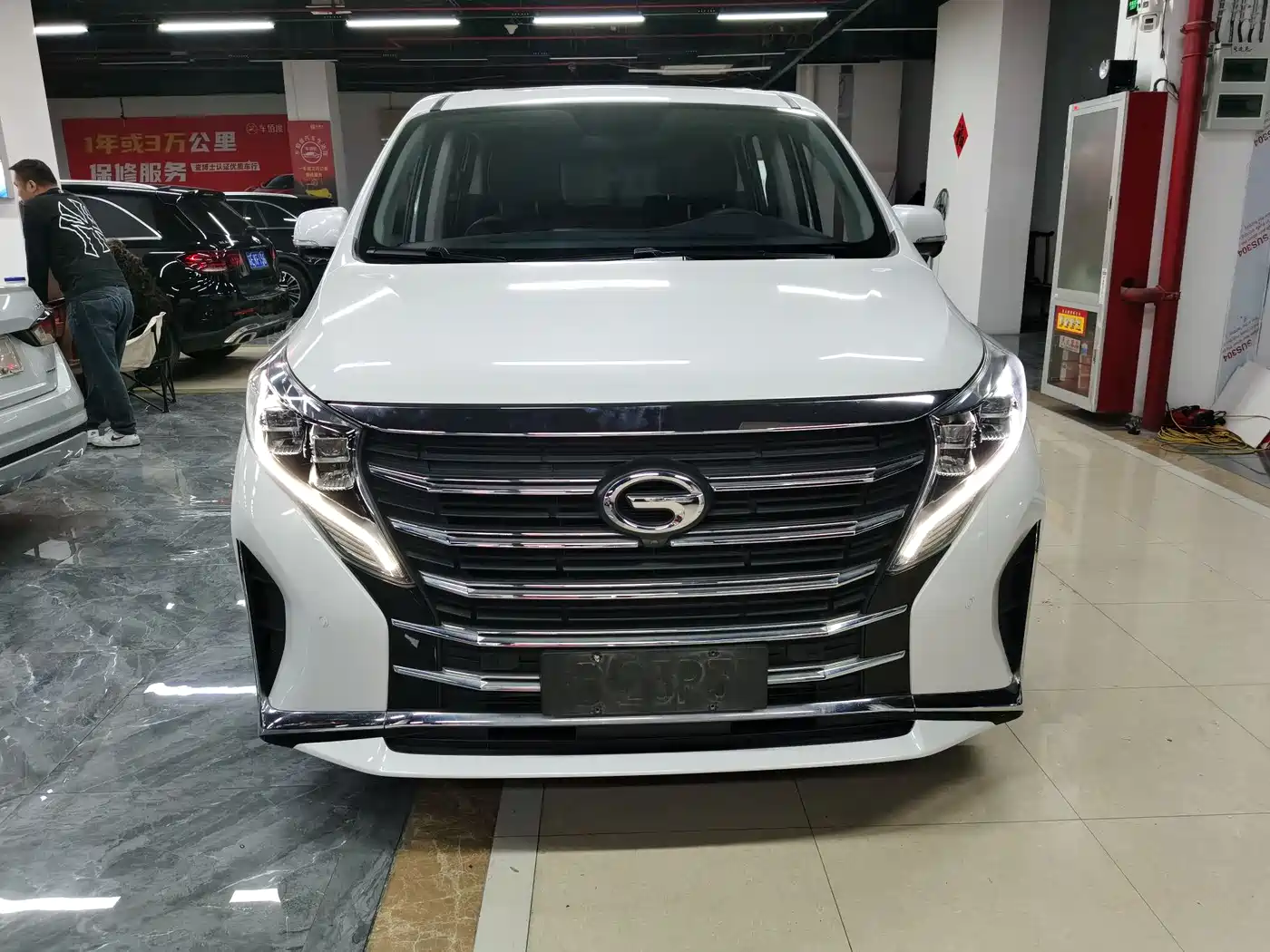 GAC Trumpchi Trumpchi M8 2023 Leading Series 390T Prestige Edition фото 2