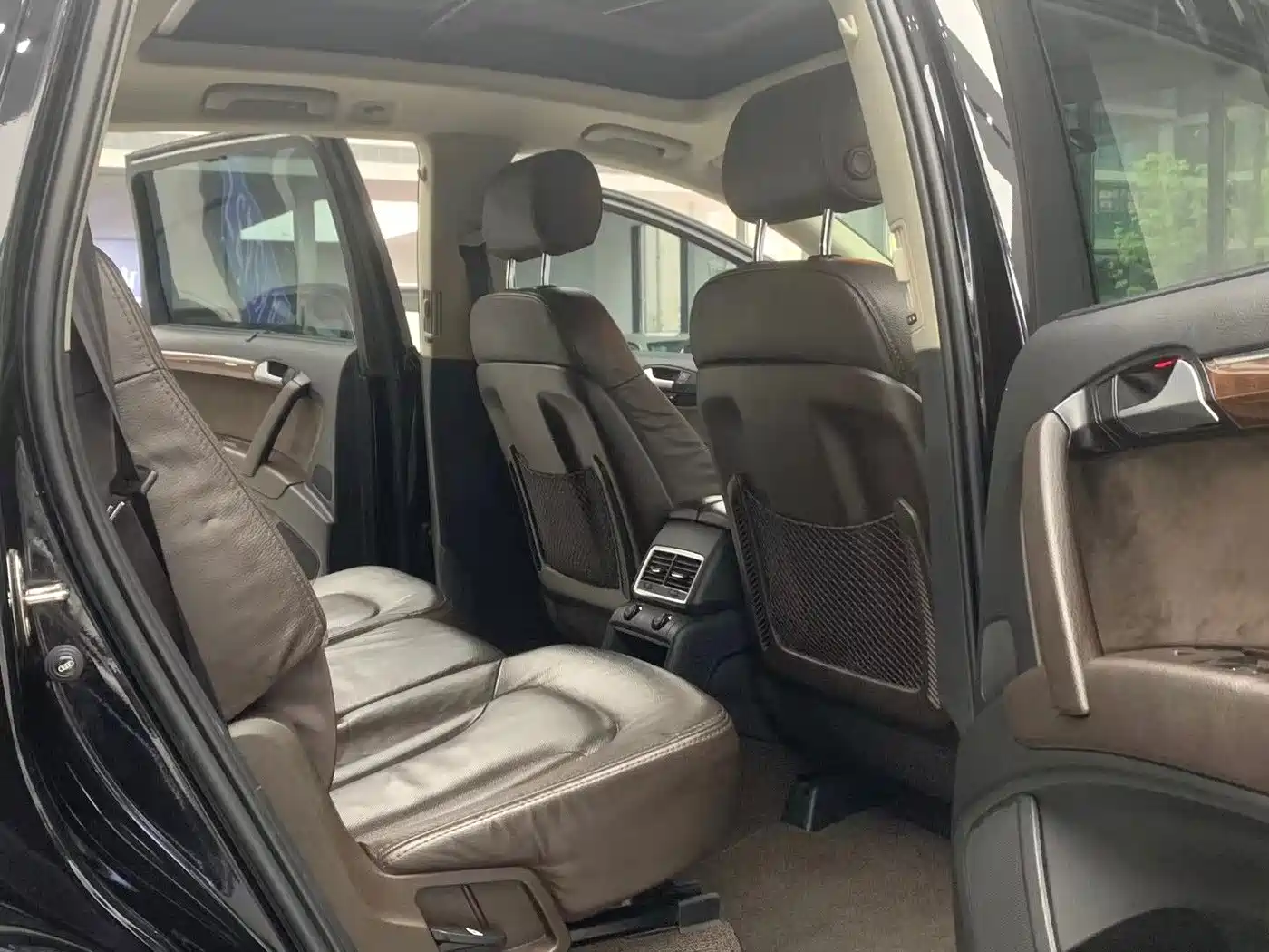 Photo 8 - Audi Q7