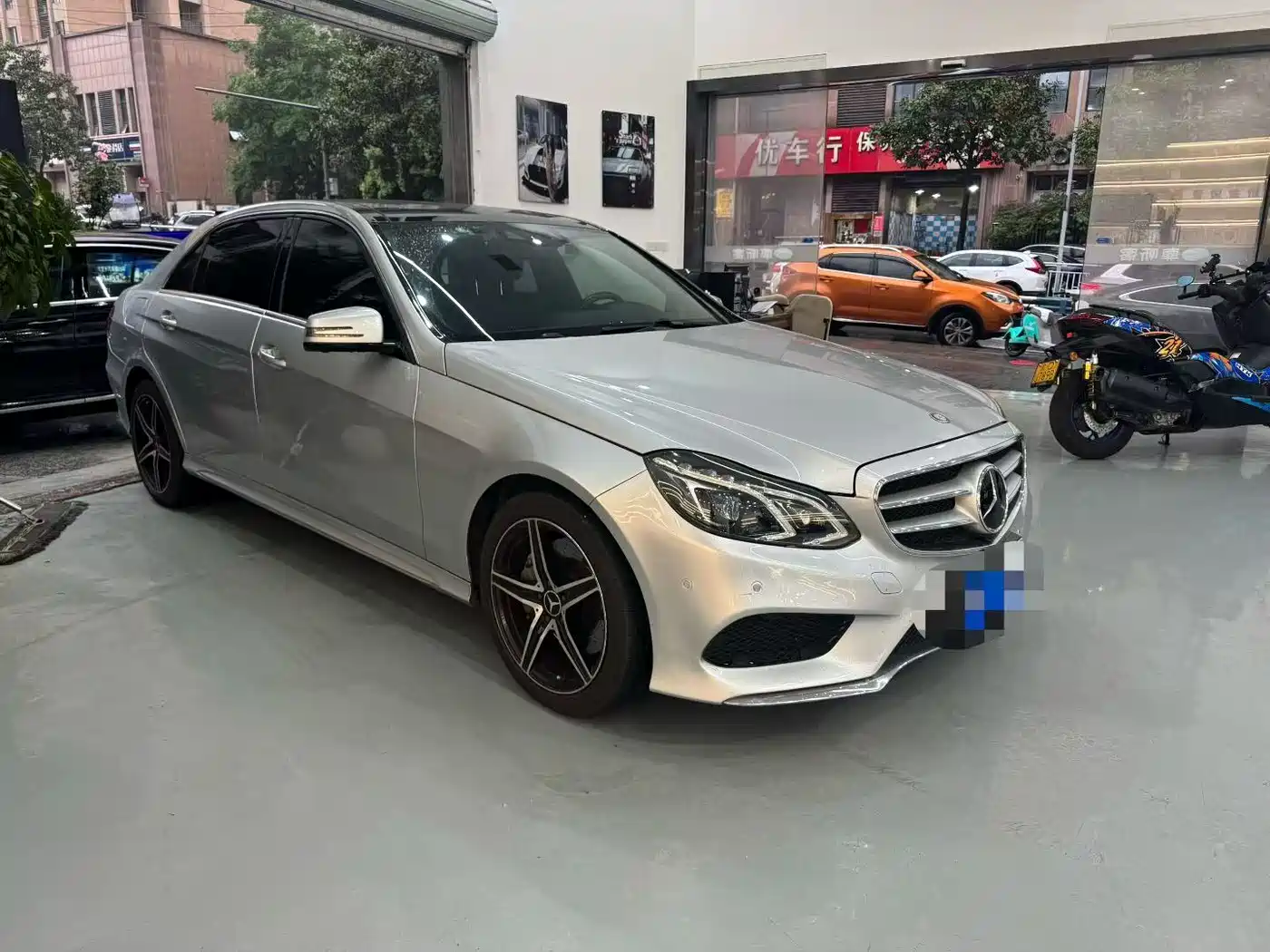 Mercedes-Benz E-Class 2015 E 400 L Sport Luxury 4MATIC фото 2