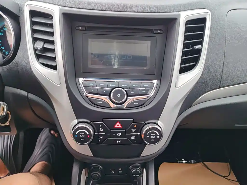 Changan CS35 2015 2014 1.6L Manual Luxury Type China IV