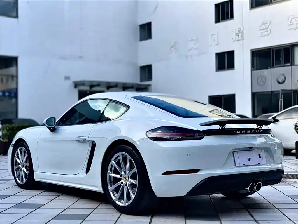 Porsche 718 2016 Cayman 2.0T фото 13