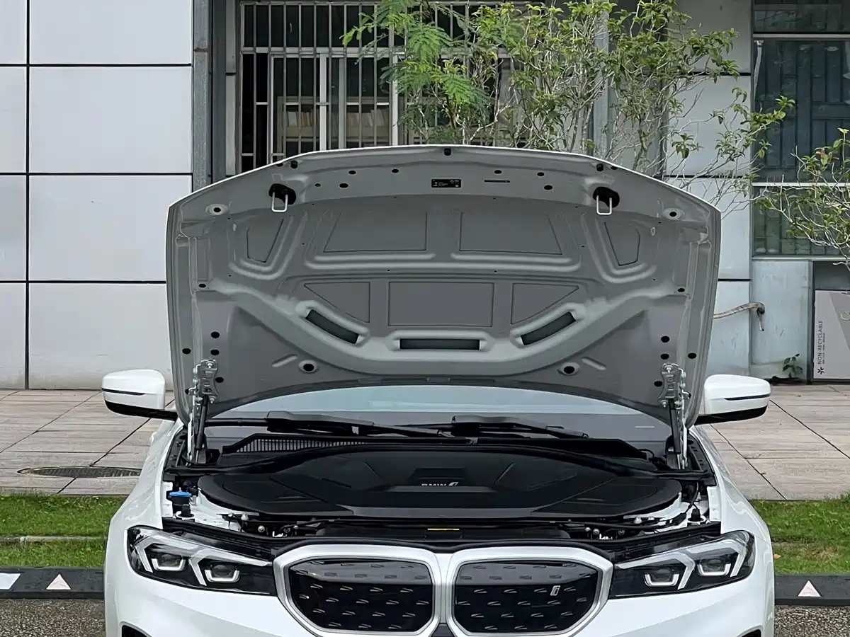 BMW i3 2022 2022 eDrive 35 L