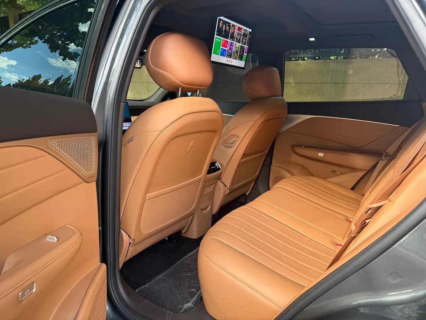 Dongfeng Aeolus L8 2025 2025 Plug-in Hybrid