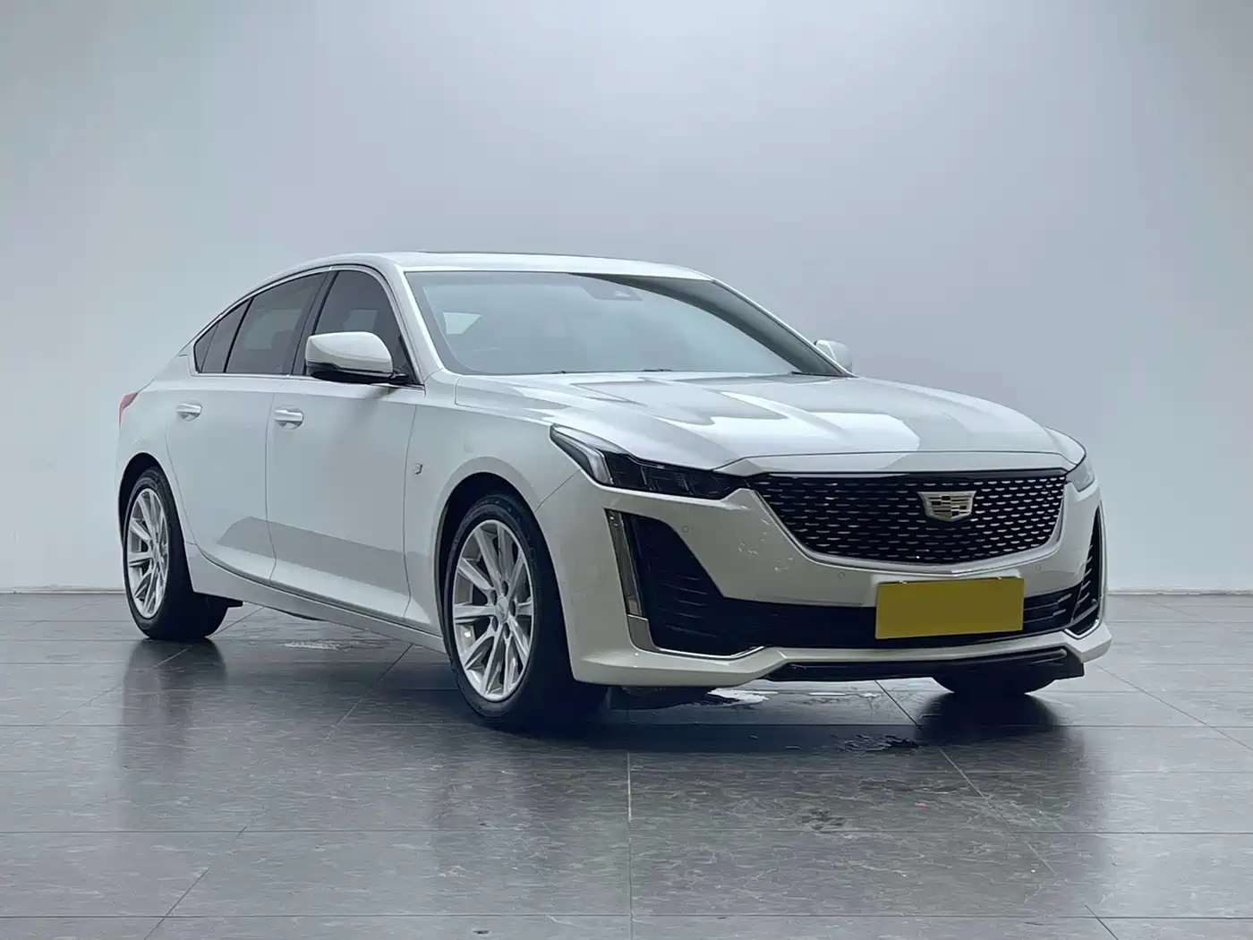 Фото 20 - Cadillac CT5