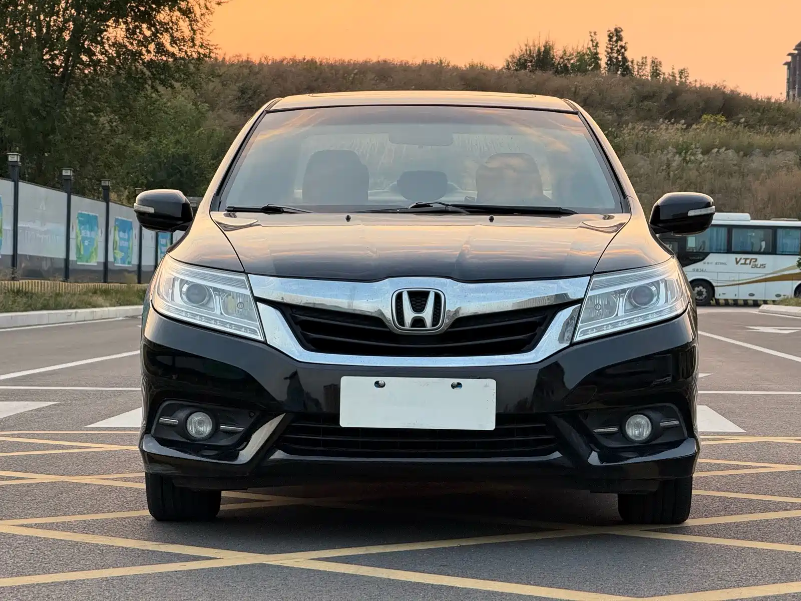 Photo 2 - Honda Crider