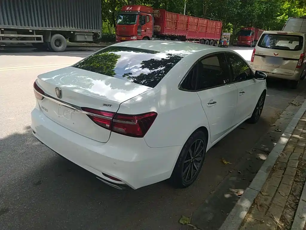 Photo 7 - Roewe i6