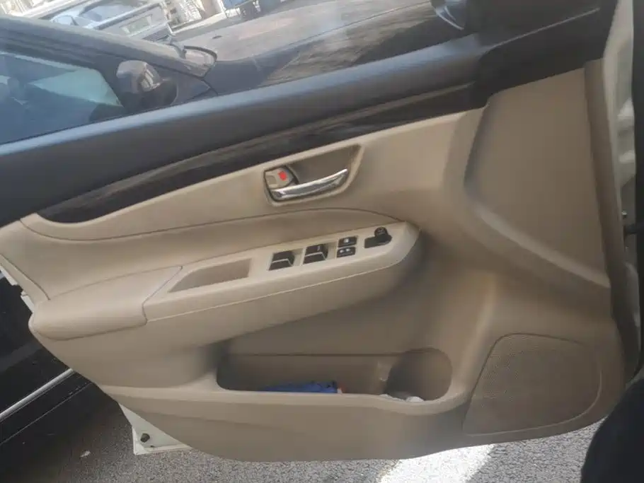 Suzuki Alivio 2015 2015 1.6L Manual Comfort