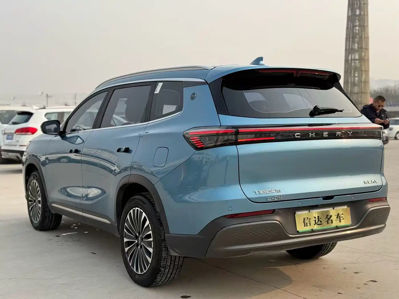Chery Tiggo 8 PLUS C-DM 2024 2025 1.5T 116km Premium 5-Seater