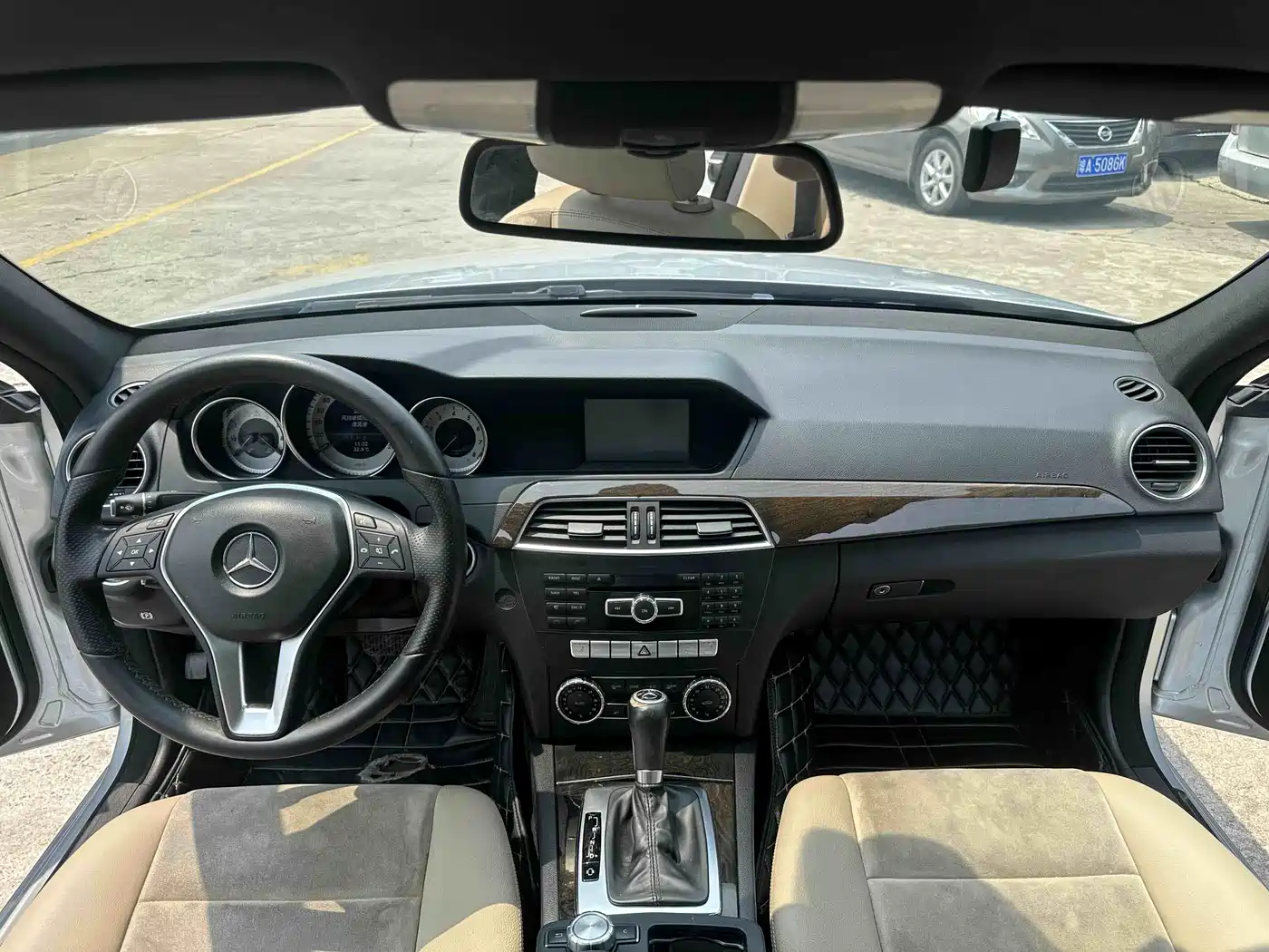 Mercedes-Benz C-Class 2013 C 260 Fashion Grand Edition фото 9