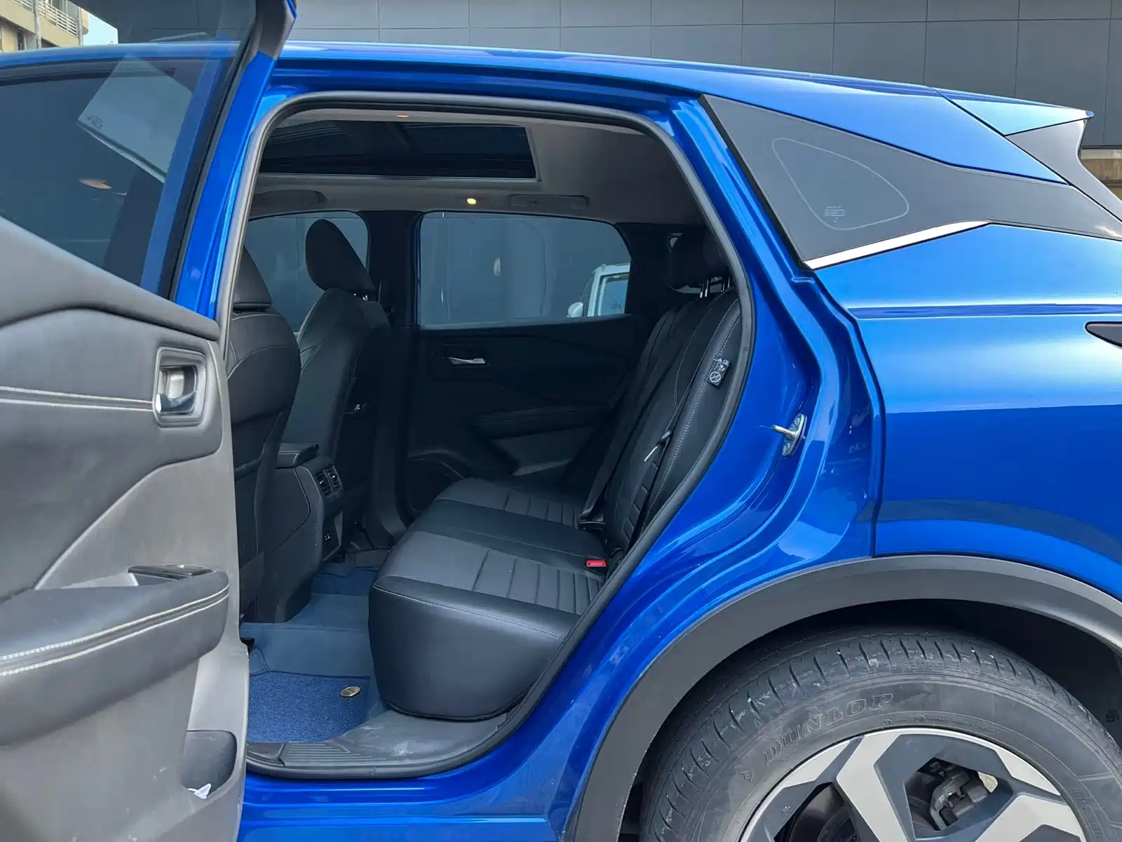 Photo 4 - Nissan Qashqai