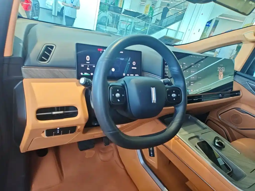 WEY Alpine 2025 2025 AWD Alpine 8