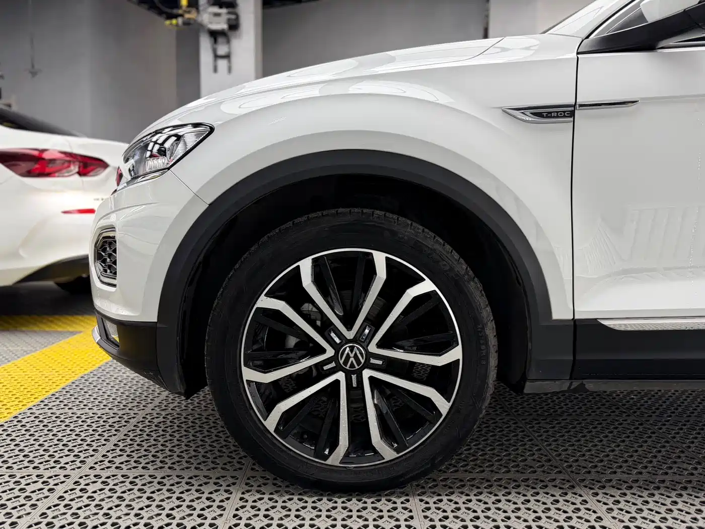 Volkswagen T-ROC 2021 280TSI DSG 2WD Comfort Smart Connect Edition фото 9