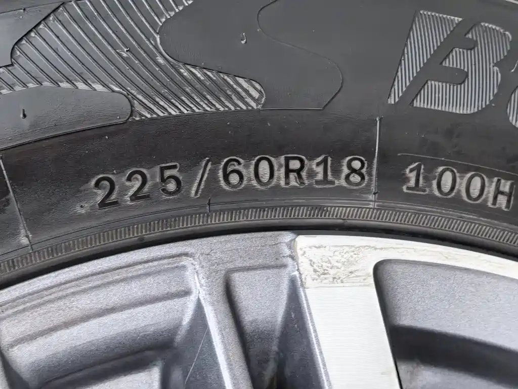 Photo 24 - Geely Atlas