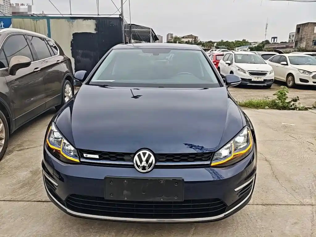 Фото 3 - Volkswagen Golf New Energy(Imported)