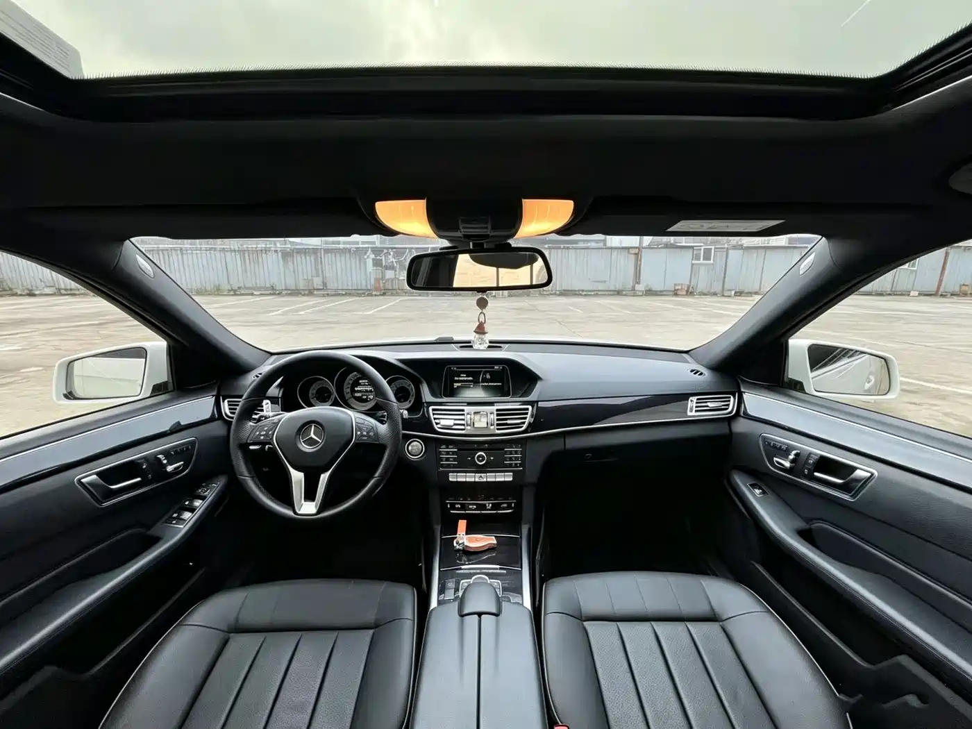 Mercedes-Benz E-Class 2015 Facelift E 200 L фото 7