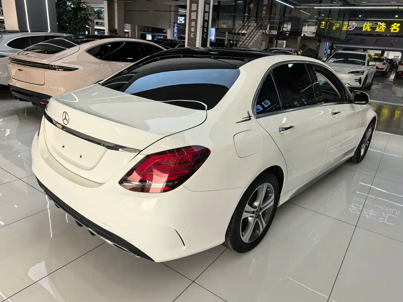 Mercedes-Benz C-Class 2020 Facelift C 260 L Sport фото 15