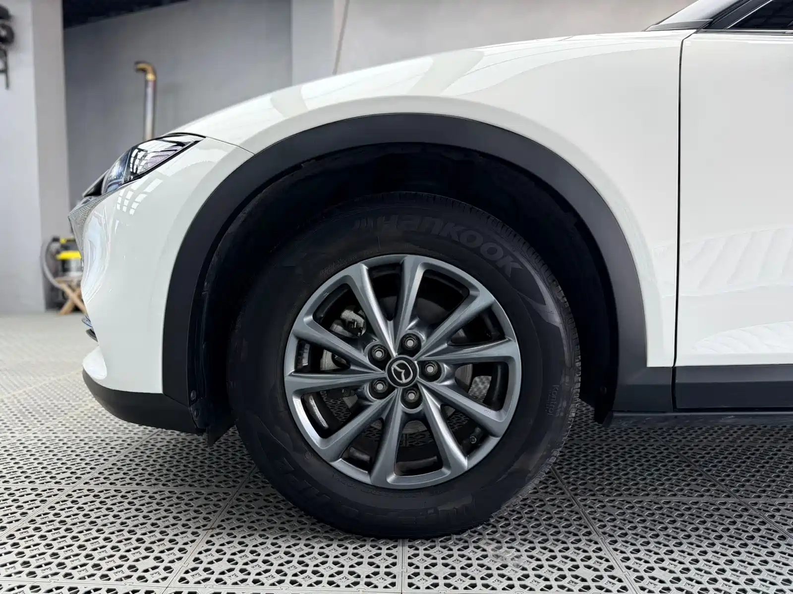 Фото 7 - Mazda CX-4