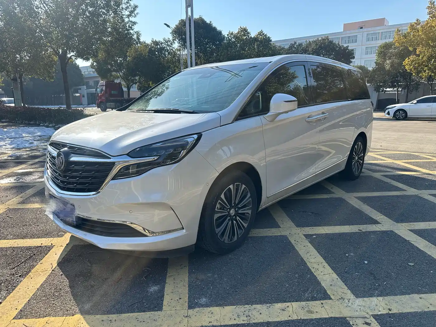 Buick GL8 2022 ES Landmark 653T Smart Luxury