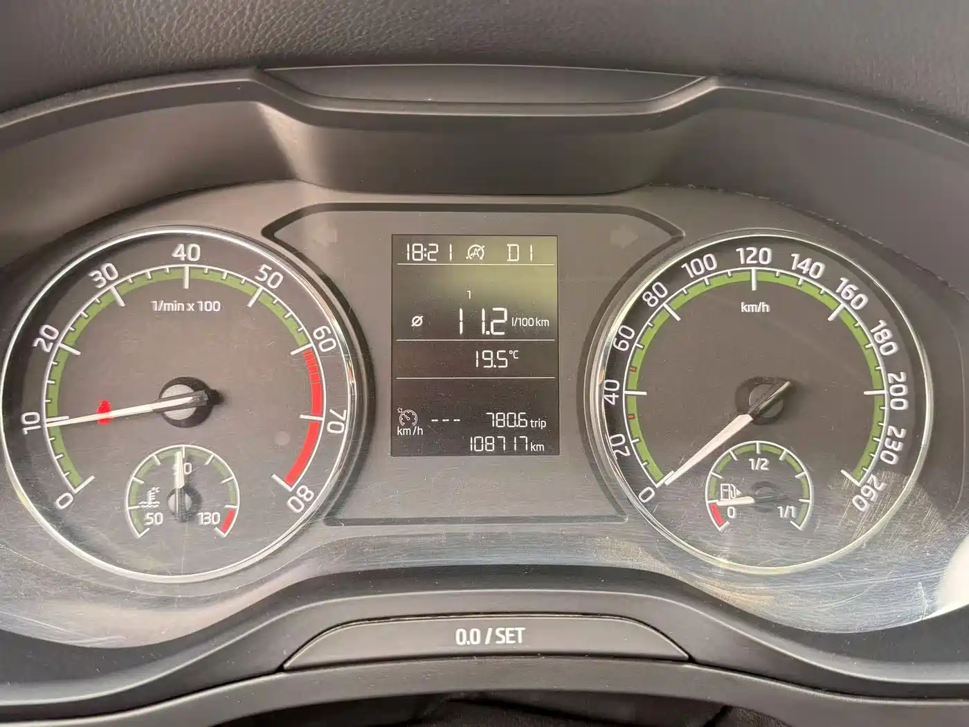 Škoda Karoq 2018 TSI280 Comfort China V фото 26