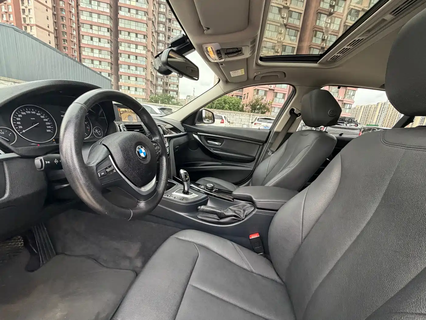 Фото 7 - BMW 3 Series