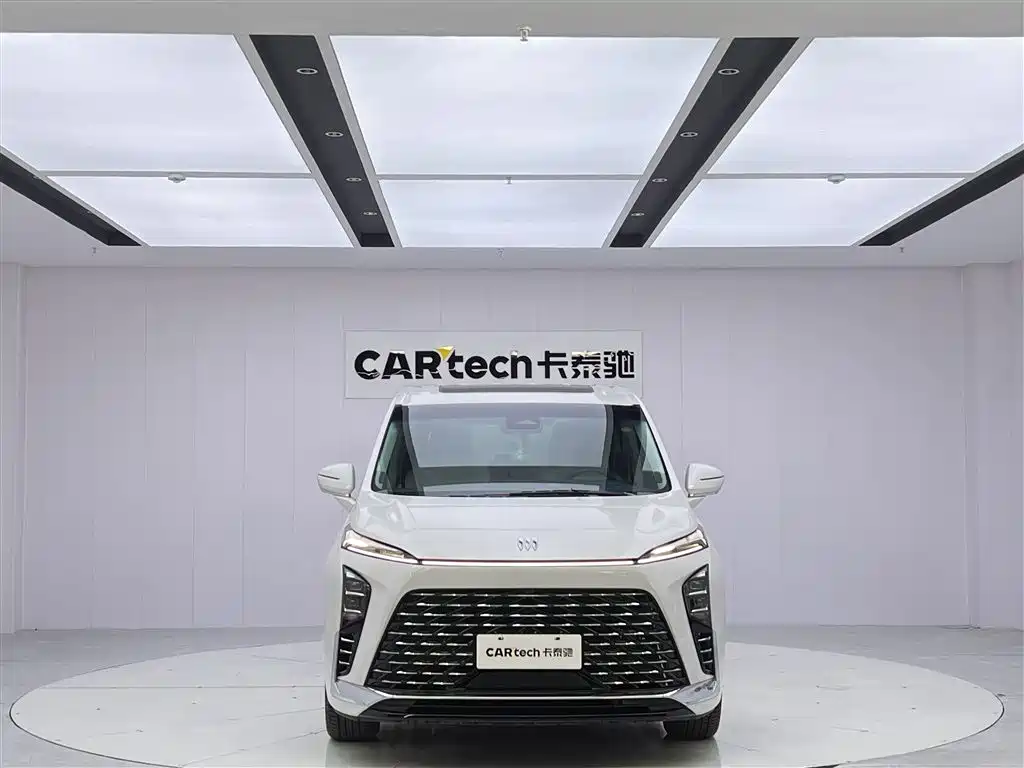 BUICK GL8 NEW ENERGY