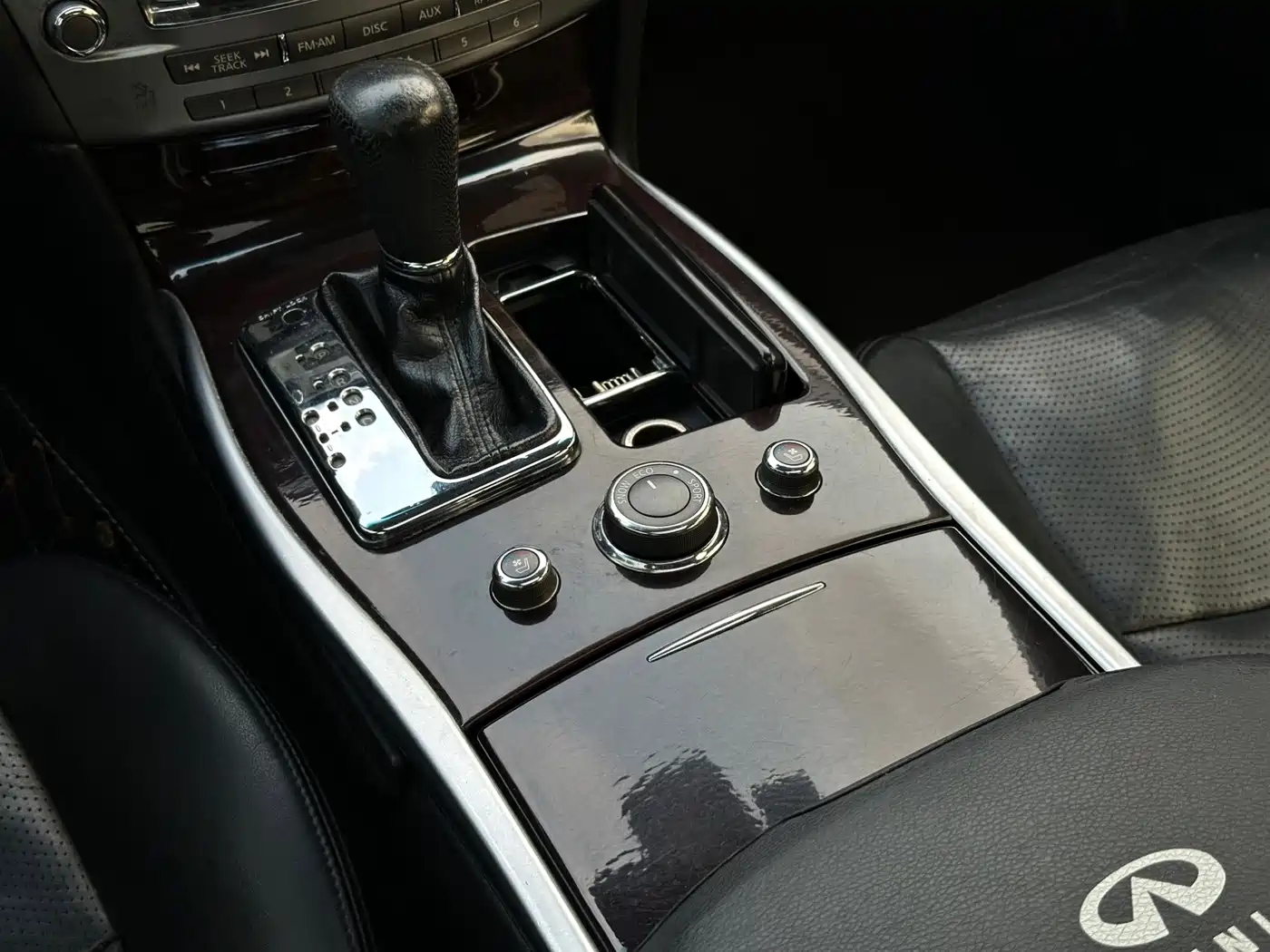 Infiniti M Series 2012 2012 M25L Elegance Edition