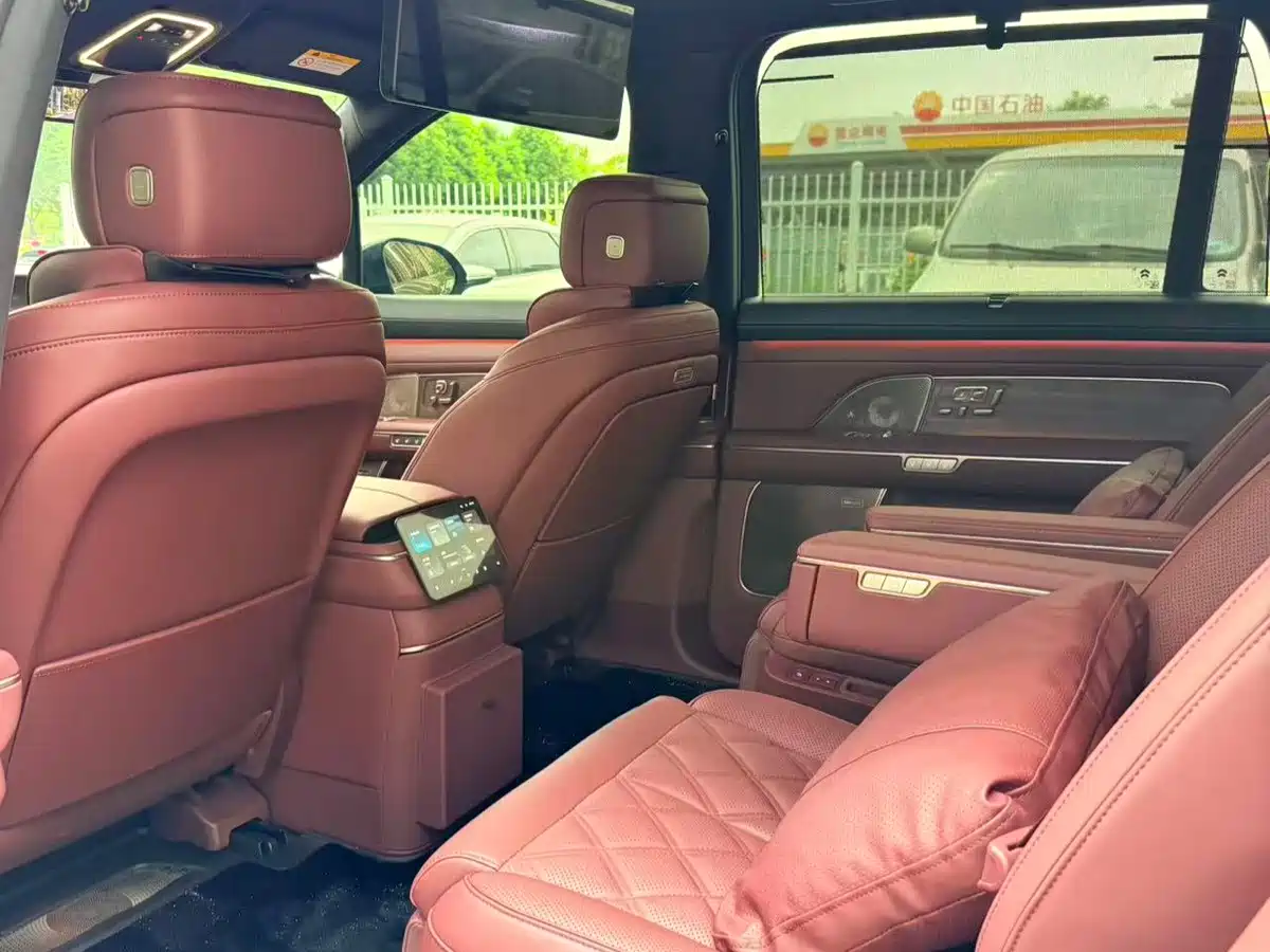 NIO ES8 2026 2025 Model 6-Seat Executive Luxury Edition