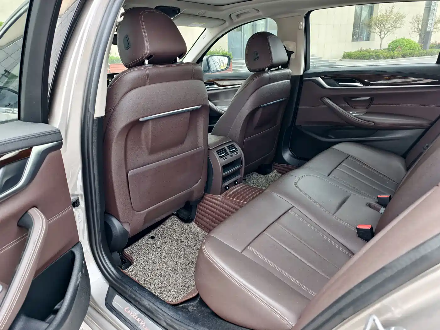 BMW 5 Series 2019 525Li Luxury Package фото 9