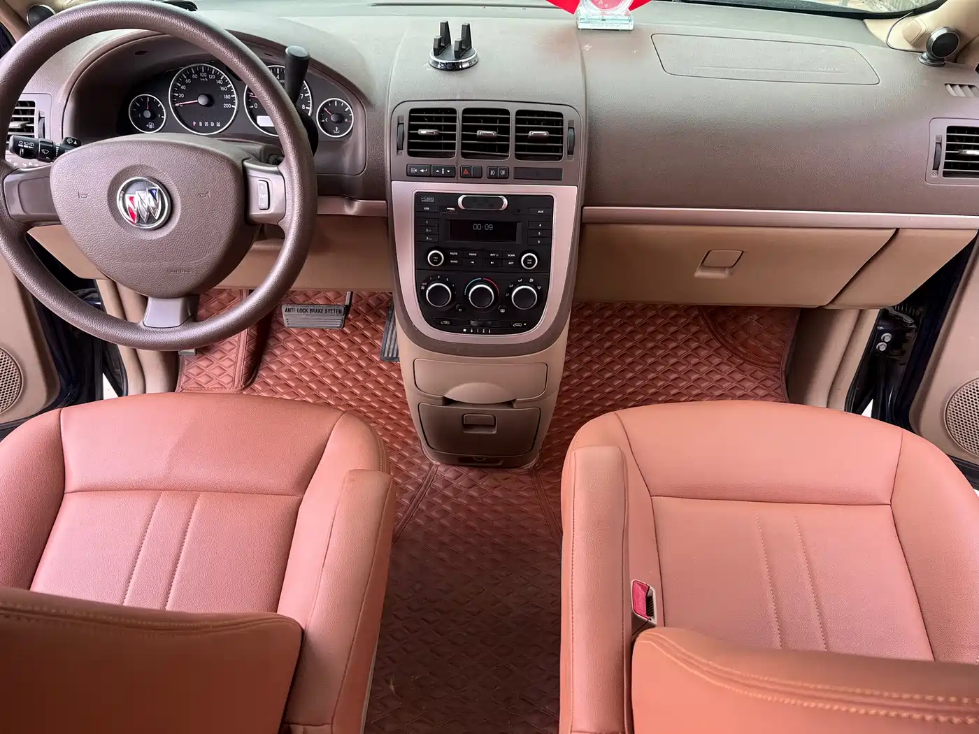 Buick GL8 2014 2.4L Classic Edition фото 6