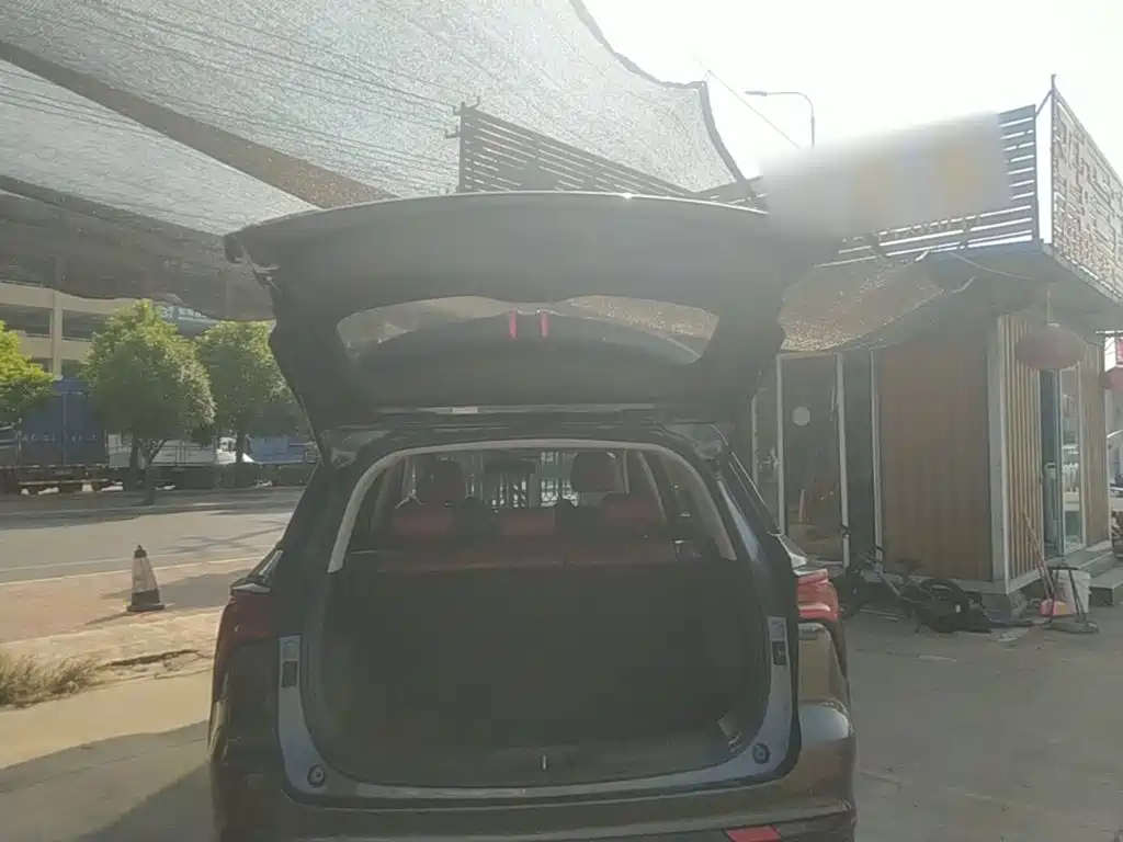 Фото 19 - Changan CS75 PLUS
