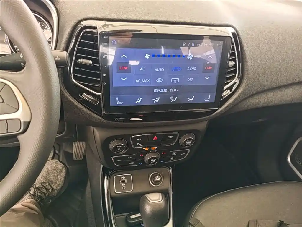 Jeep Compass 2017 2017 200T Auto Premium Edition