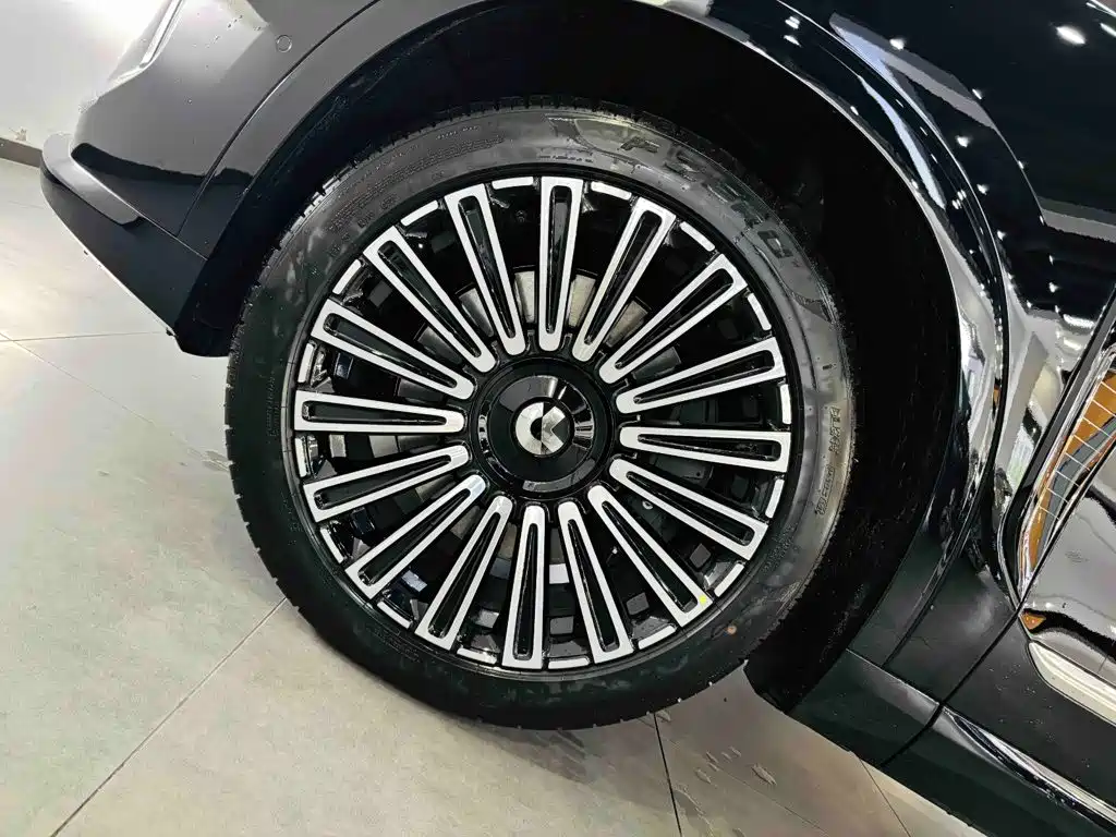 NIO ES8 2026 2025 Model 6-Seat Executive Luxury Edition