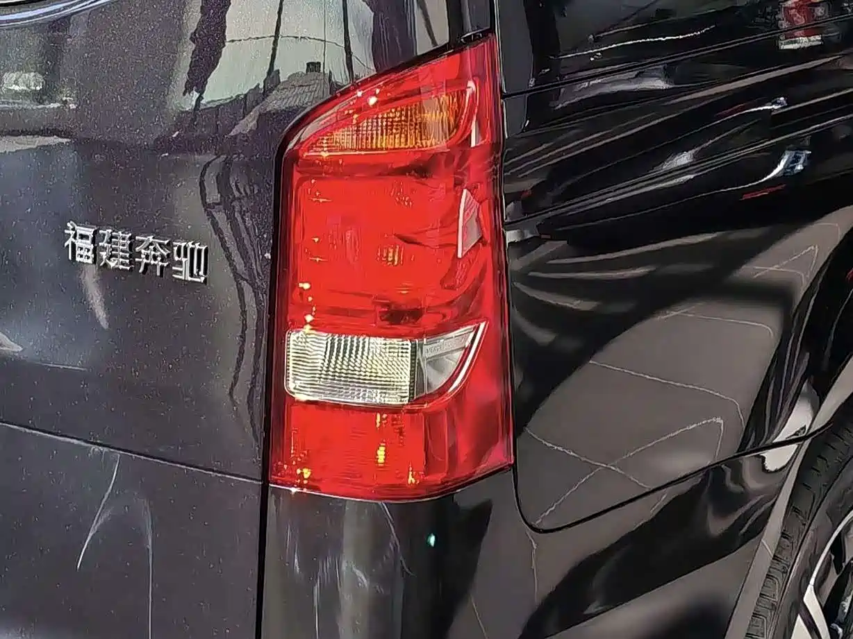 Mercedes-Benz Vito 2024 2.0T Elite Edition 7-Seater фото 6