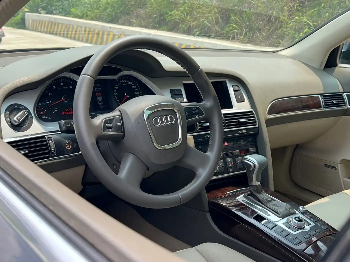 Audi A6L 2010 2.4L Technology фото 10