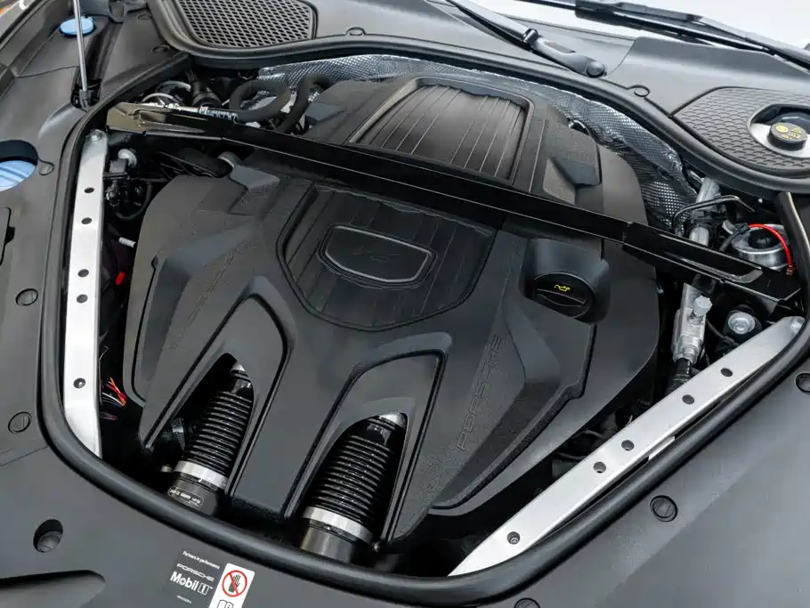 Photo 11 - Porsche Panamera