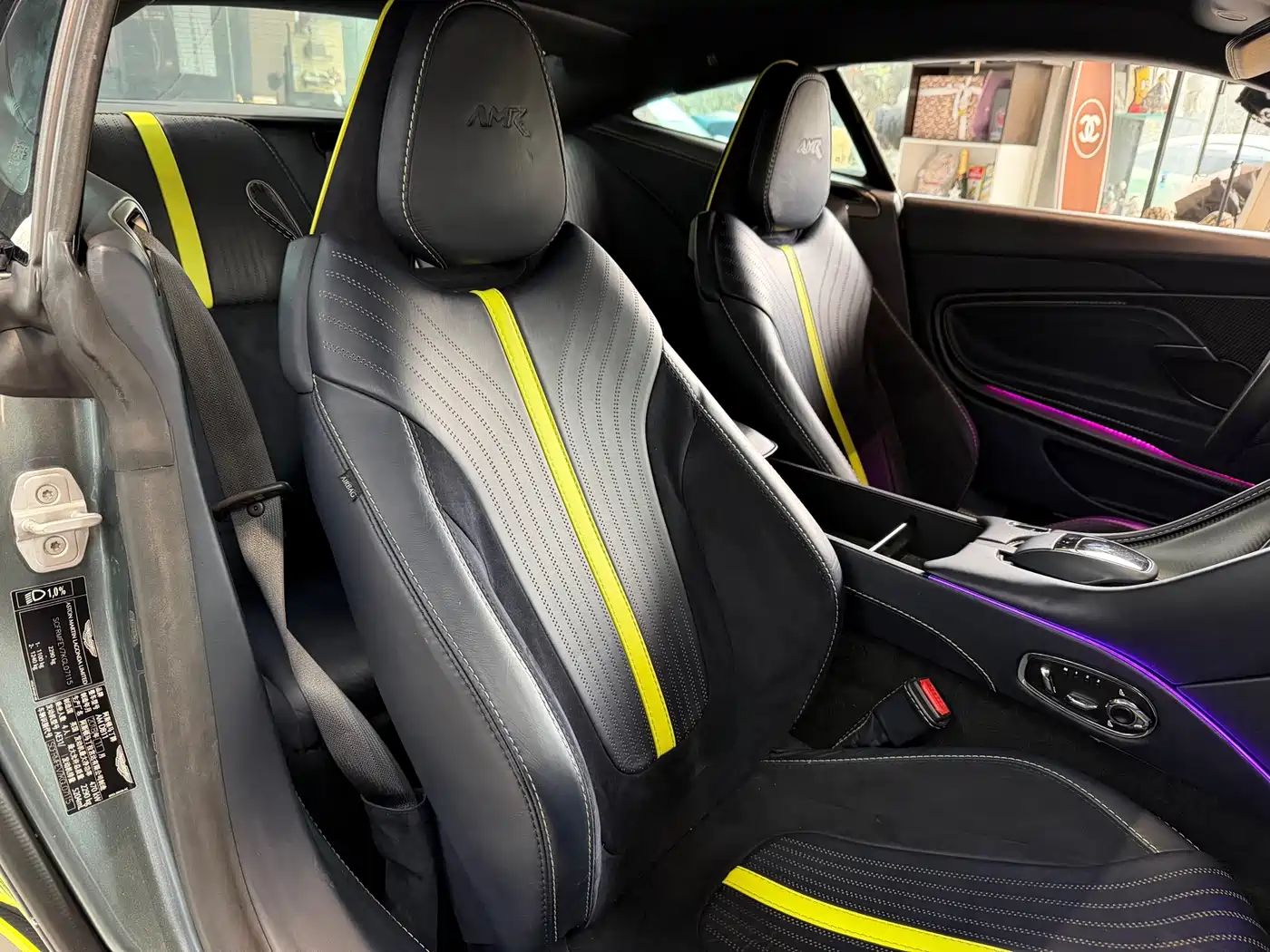 Aston Martin DB11 2019 AMR Glory Limited Edition фото 6