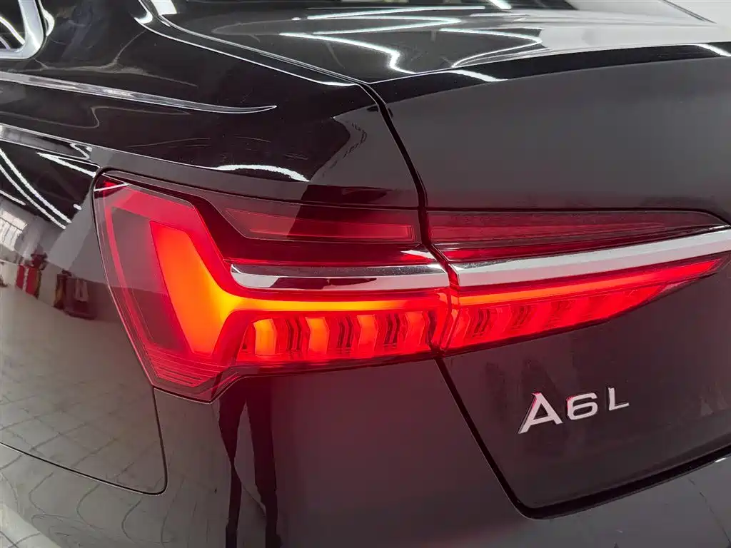 Audi A6L 2024 45 TFSI Premium Elegance фото 15