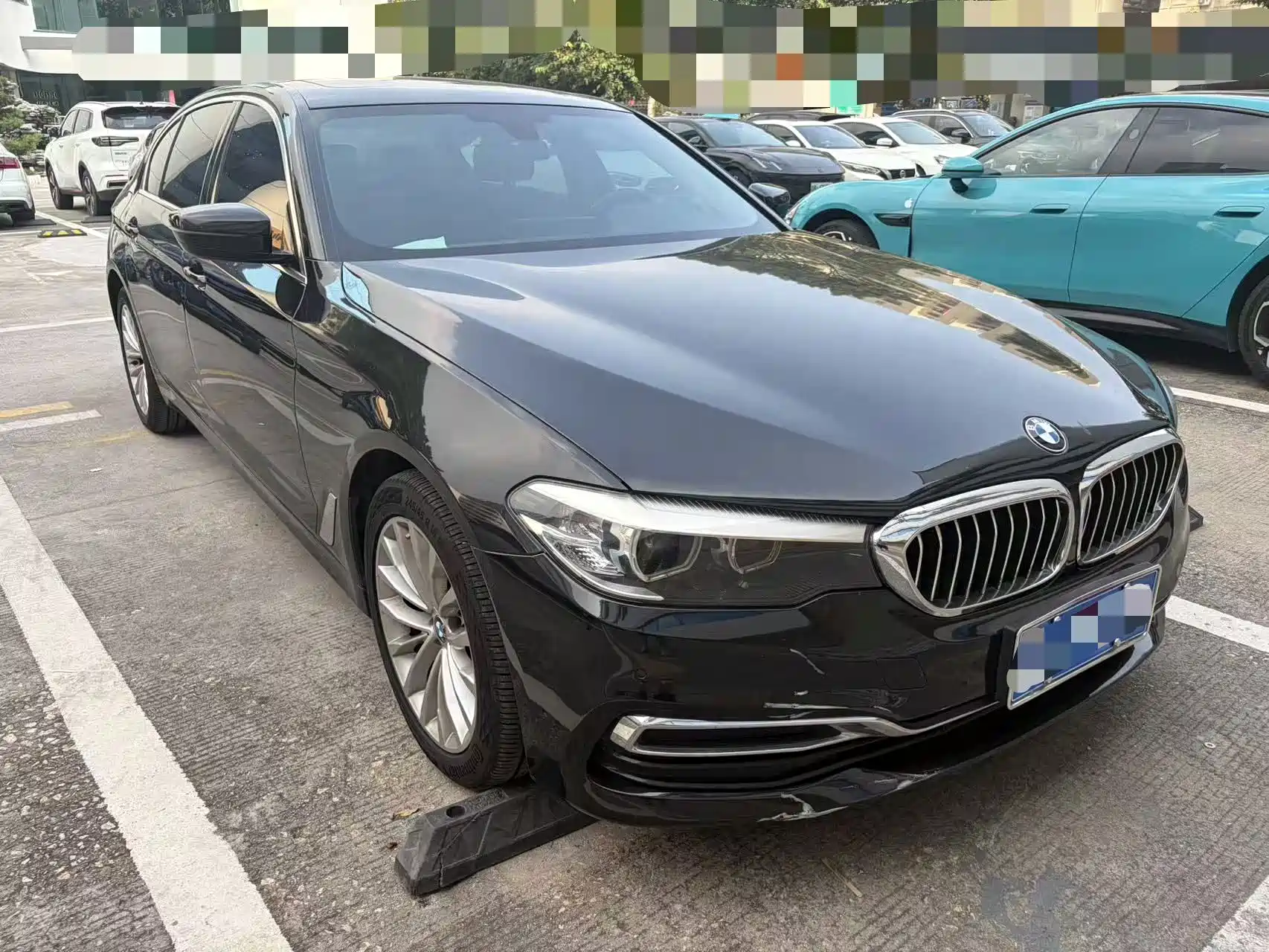 Photo 2 - BMW 5 Series