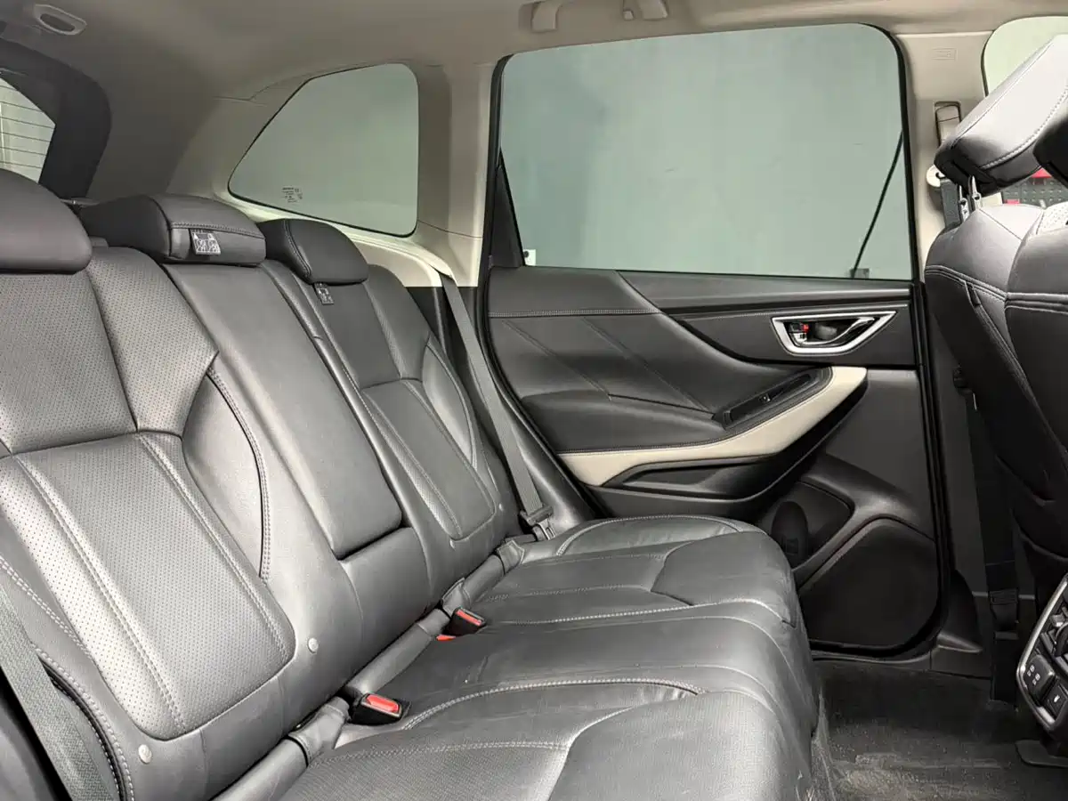 Subaru Forester 2022 2.0i AWD Flagship Edition with EyeSight фото 13