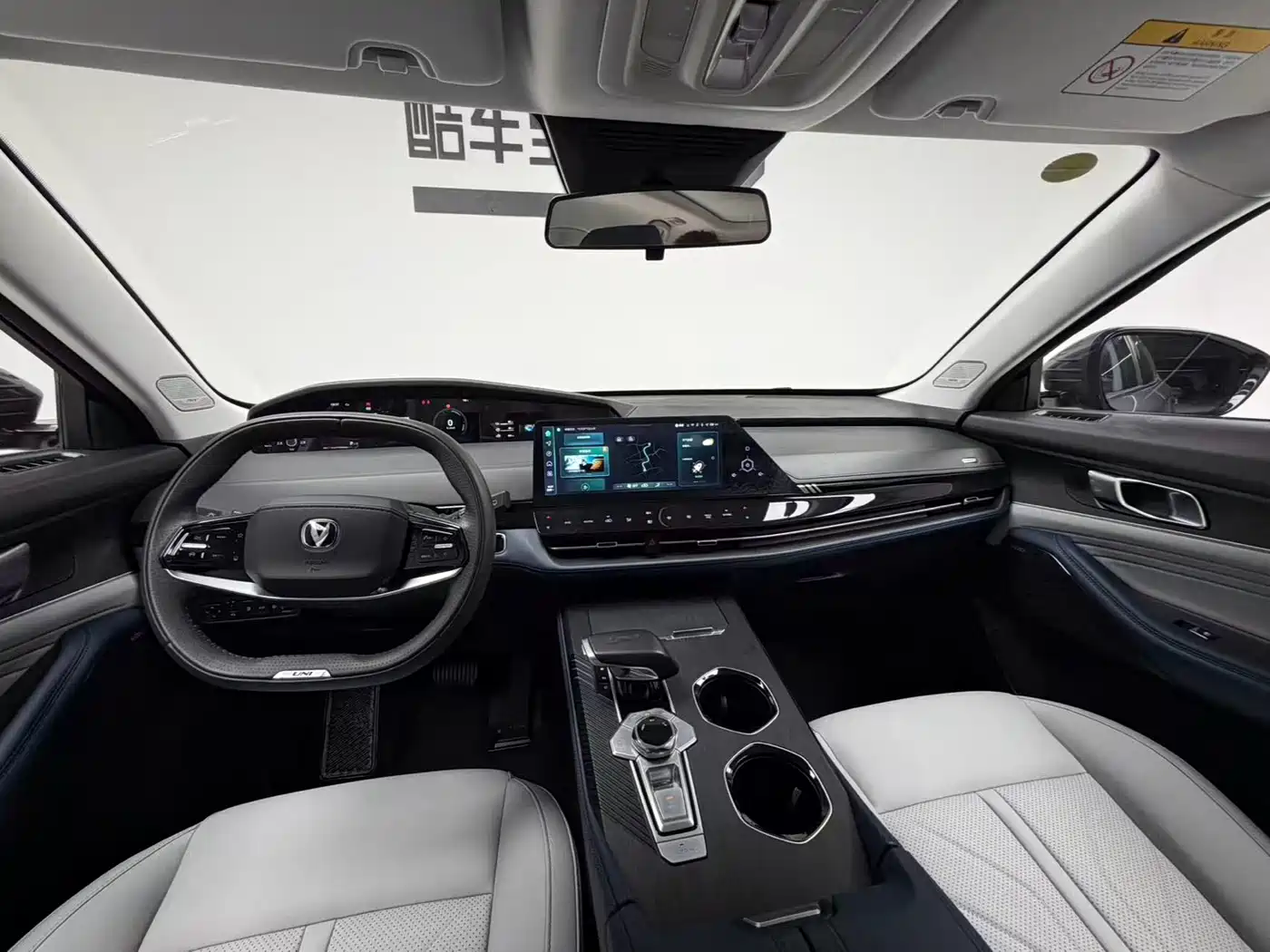 CHANGAN UNI K SMART IDD