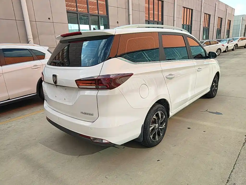 Baojun 360 2019 2018 1.5L Automatic Luxury (China V)
