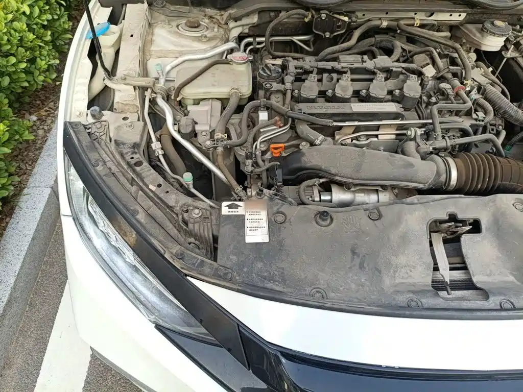 Фото 20 - Honda Civic