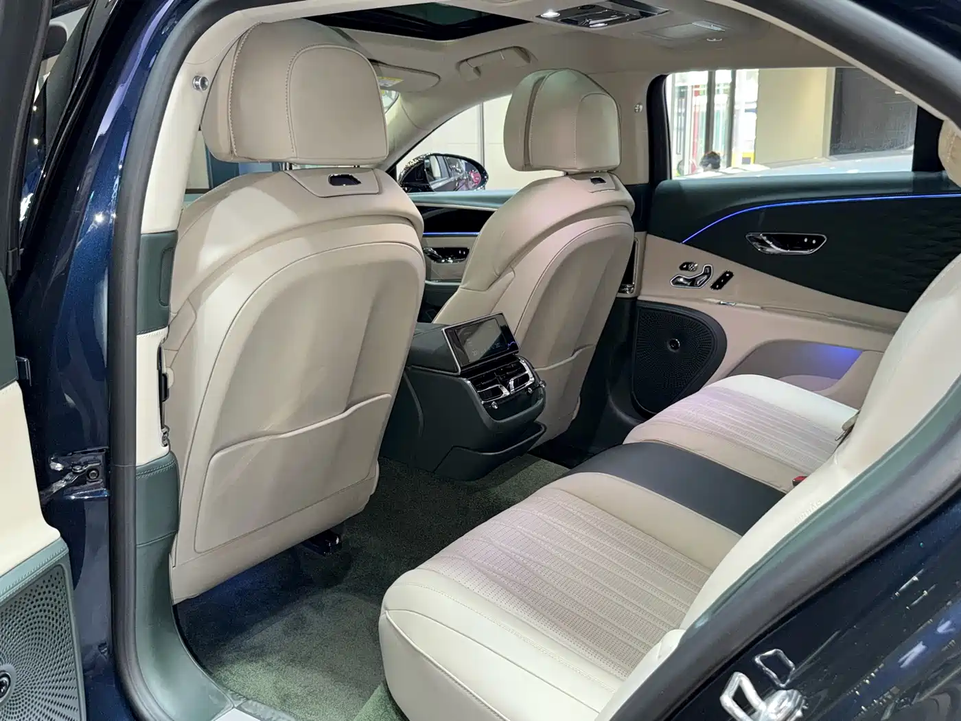 Bentley Flying Spur 2024 2021 4.0T V8 Standard Version