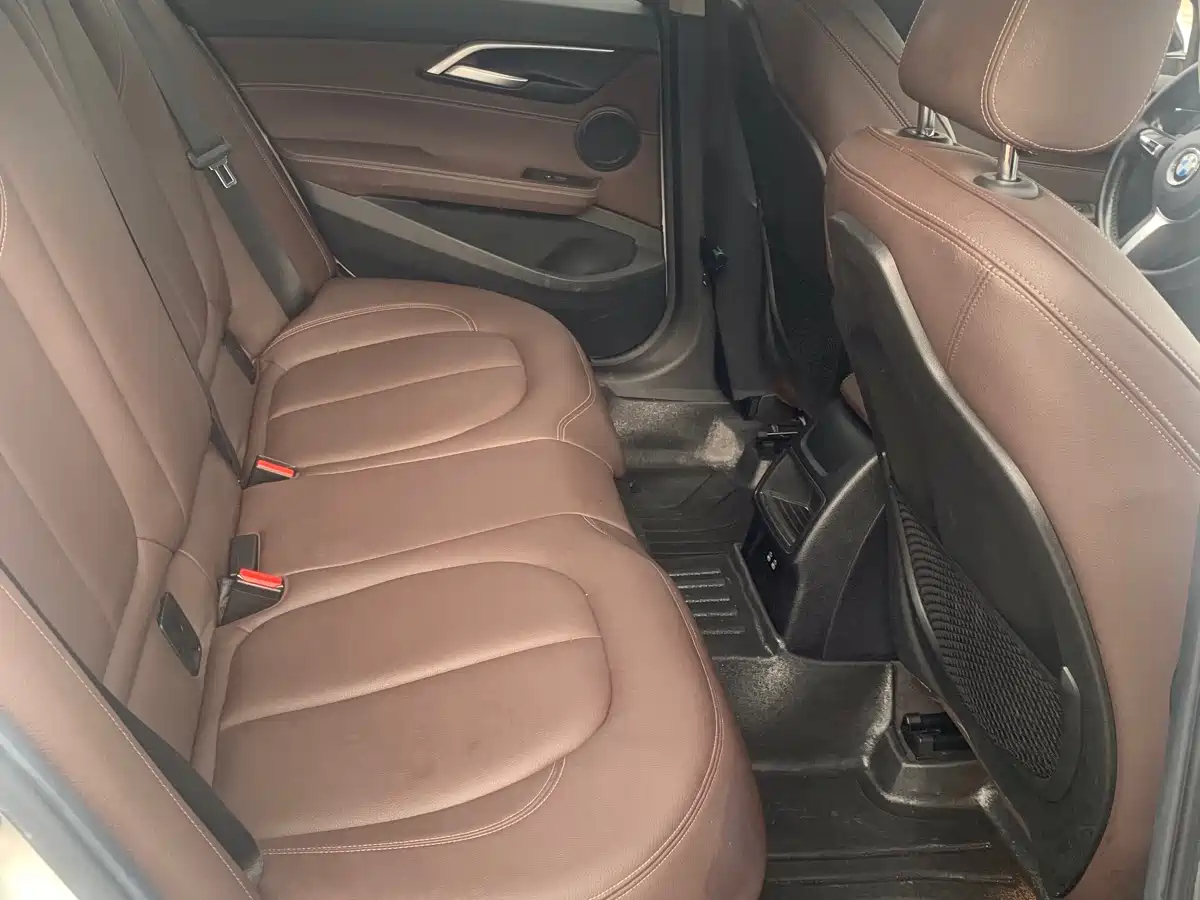 BMW 1 Series 2020 Model 120i M Sport Package фото 14